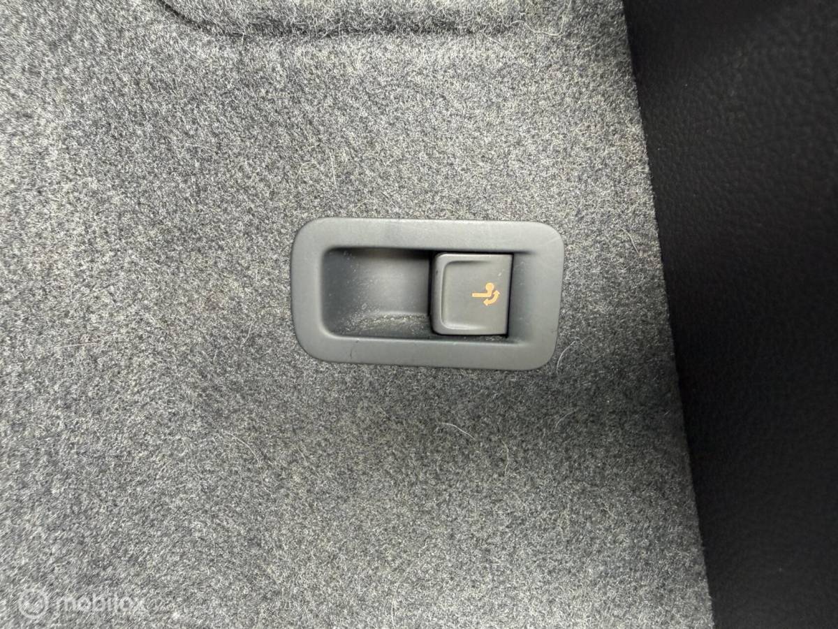 SEAT Ateca Seat Ateca 1.5 TSI Xperience BNS Pano.dak/Trekhaak/Viritual/Black-pack