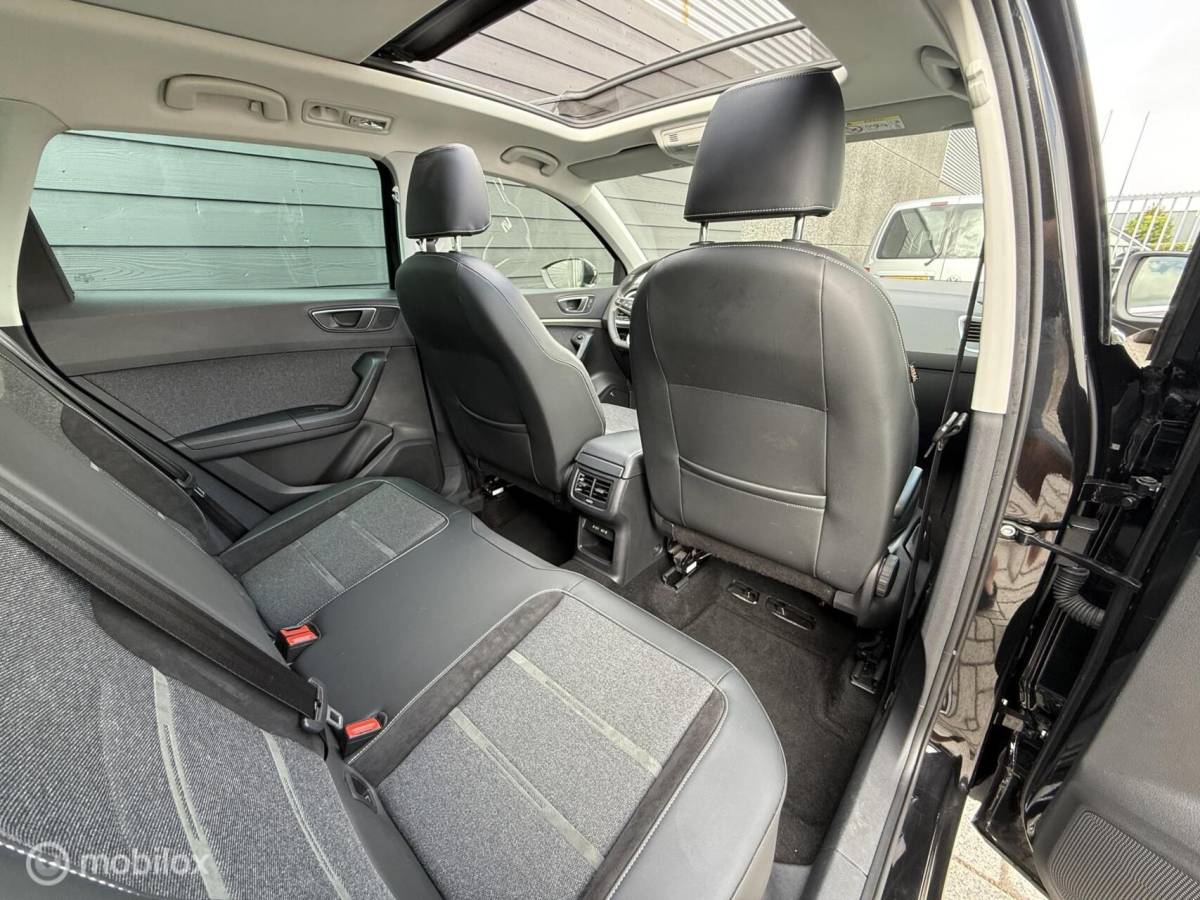 SEAT Ateca Seat Ateca 1.5 TSI Xperience BNS Pano.dak/Trekhaak/Viritual/Black-pack