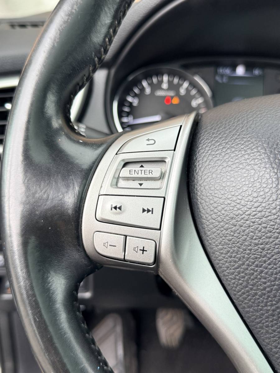 Nissan QASHQAI NISSAN Qashqai 1.2 Tekna·Pano·Leer·Stoelverw.·360°camera·Cruise·Trekhaak