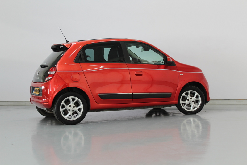 Renault Twingo Renault Twingo 1.0 SCe Dynamique 71PK, CABRIO !! | RIJKLAAR | SOFTTOP | CABRIOKAP | CRUISE CONTROLE | CAMERA | NAVIGATIE | PARKEERSENSOREN