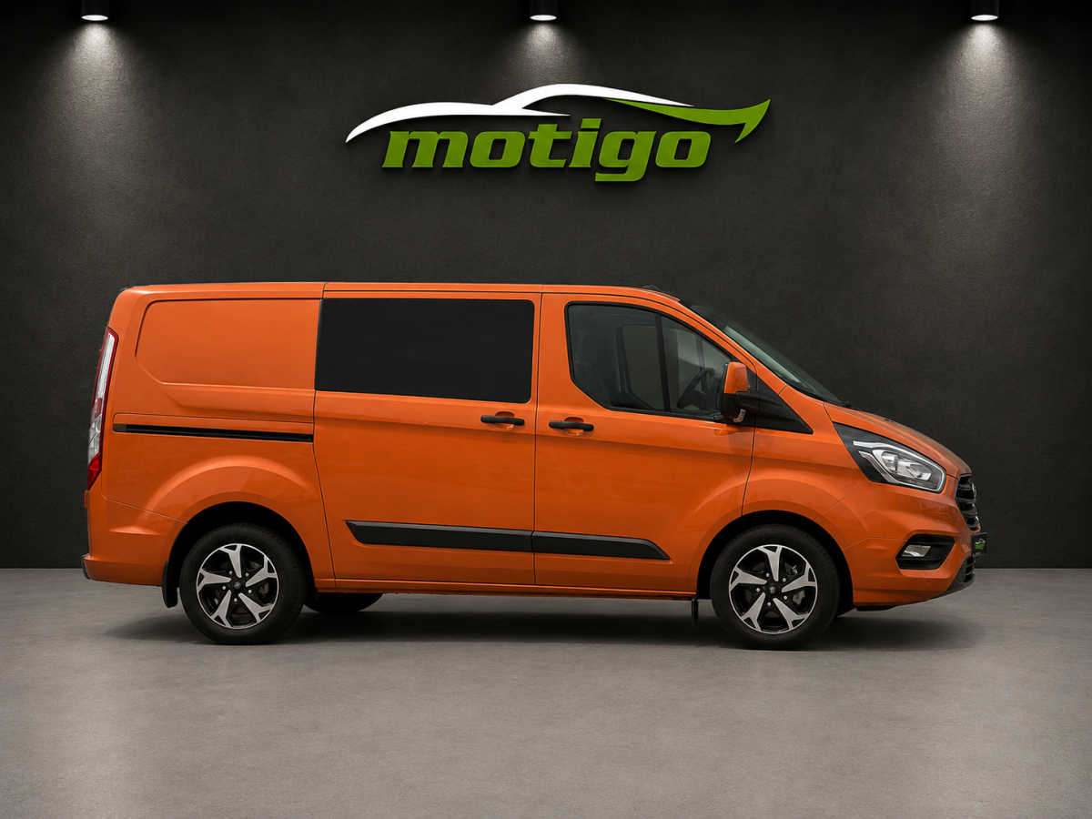 Ford Transit Custom Ford Transit Custom 300 2.0 TDCI L1H1 Limited DC 1e eigenaar