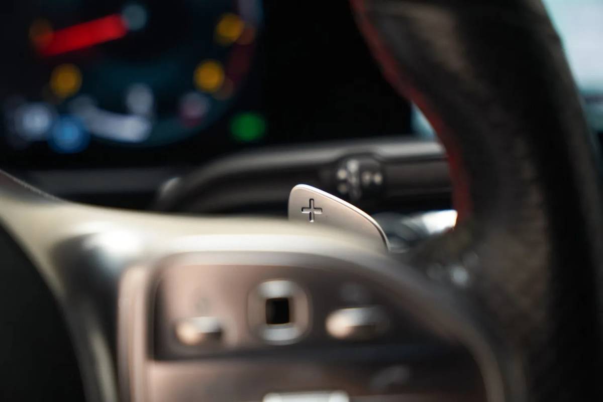 Mercedes-Benz GLB Mercedes-Benz GLB-Klasse 180 AMG Night Pakket Aut. [ Panoramadak Sfeerverlichting Camera ]