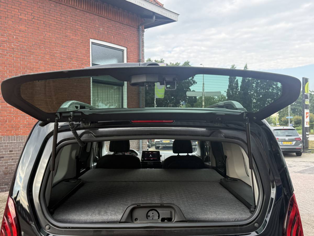Peugeot Rifter Peugeot Rifter Long – 2 pers. Mini-Camper. 1.2 Puretech Long GT-Line . | UNIEK! | AUTOMAAT | TREKHAAK | CAMERA | CRUISE |