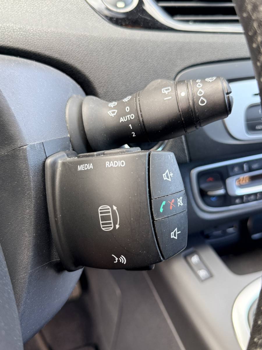 Renault Grand Scénic RENAULT Grand Scenic Série Limitée R-Cinéma·Cruise·Climate·Trekhaak·Navi