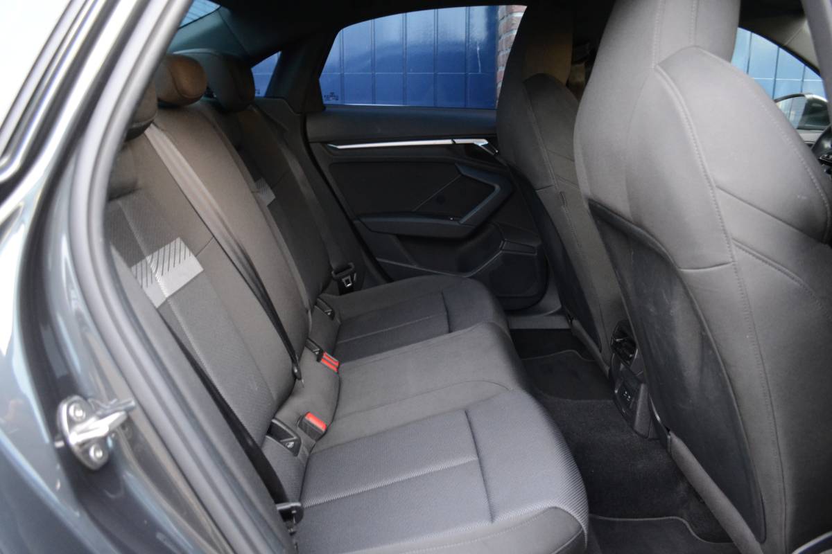 Audi A3 Audi A3 Limousine 30 TFSI S-Tronic Advanced Sport edition | Trekhaak | Virtual | LED | Carplay/Android Auto | Cruise