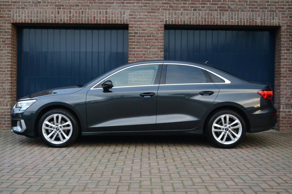 Audi A3 Audi A3 Limousine 30 TFSI S-Tronic Advanced Sport edition | Trekhaak | Virtual | LED | Carplay/Android Auto | Cruise