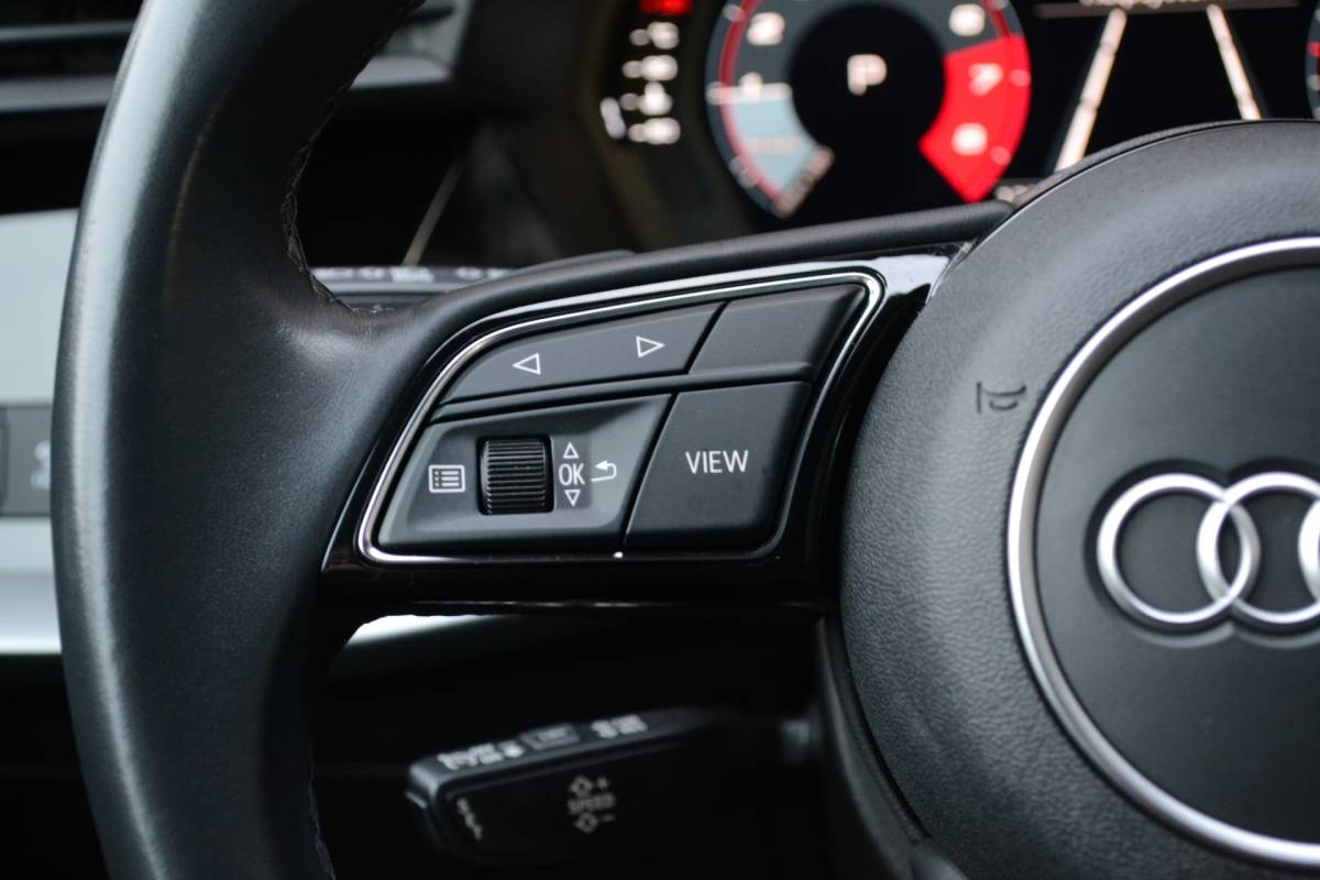 Audi A3 Audi A3 Limousine 30 TFSI S-Tronic Advanced Sport edition | Trekhaak | Virtual | LED | Carplay/Android Auto | Cruise