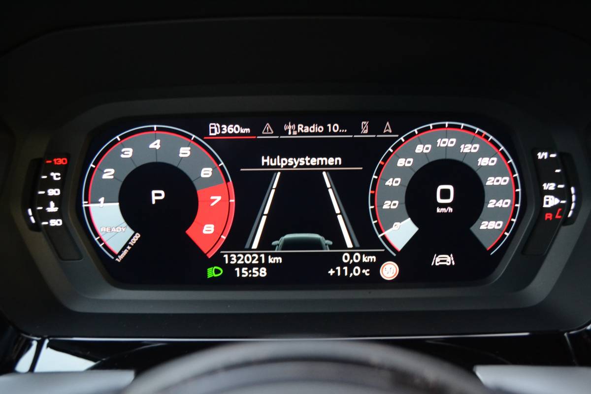 Audi A3 Audi A3 Limousine 30 TFSI S-Tronic Advanced Sport edition | Trekhaak | Virtual | LED | Carplay/Android Auto | Cruise