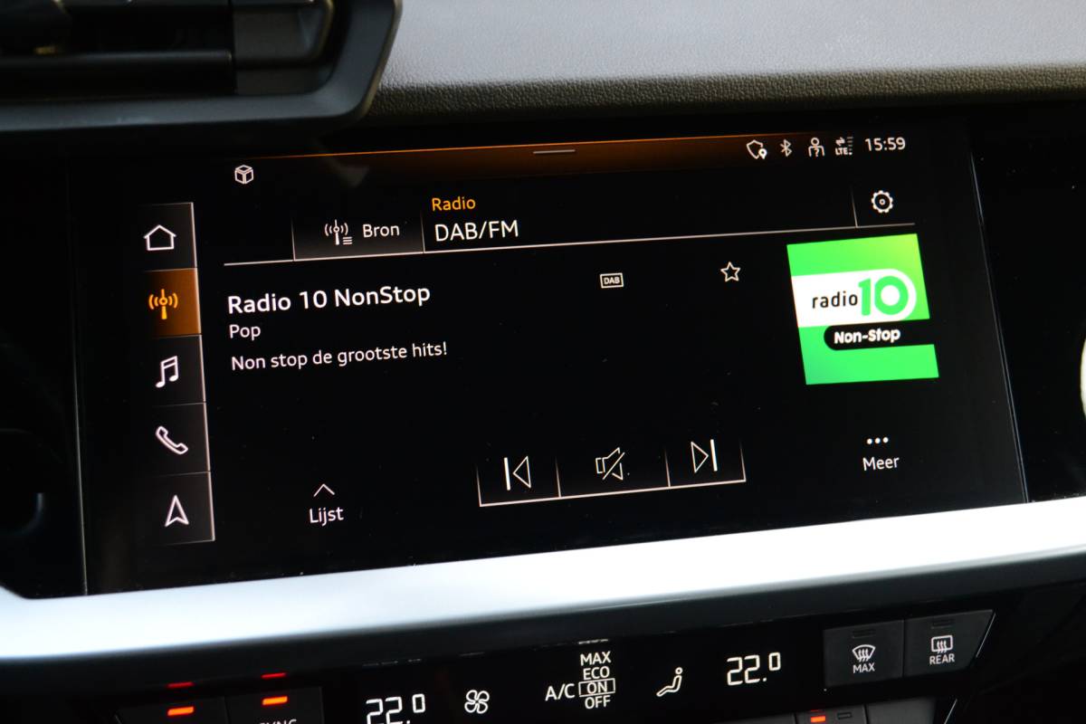 Audi A3 Audi A3 Limousine 30 TFSI S-Tronic Advanced Sport edition | Trekhaak | Virtual | LED | Carplay/Android Auto | Cruise