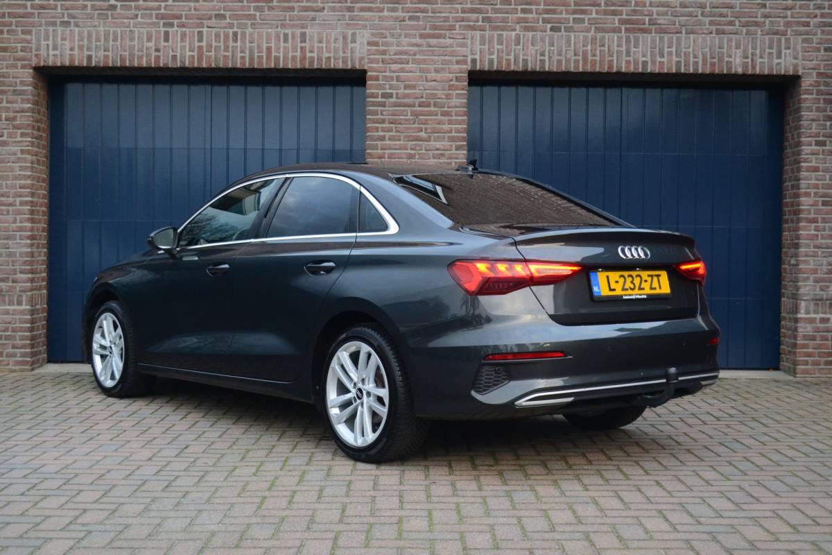 Audi A3 Audi A3 Limousine 30 TFSI S-Tronic Advanced Sport edition | Trekhaak | Virtual | LED | Carplay/Android Auto | Cruise