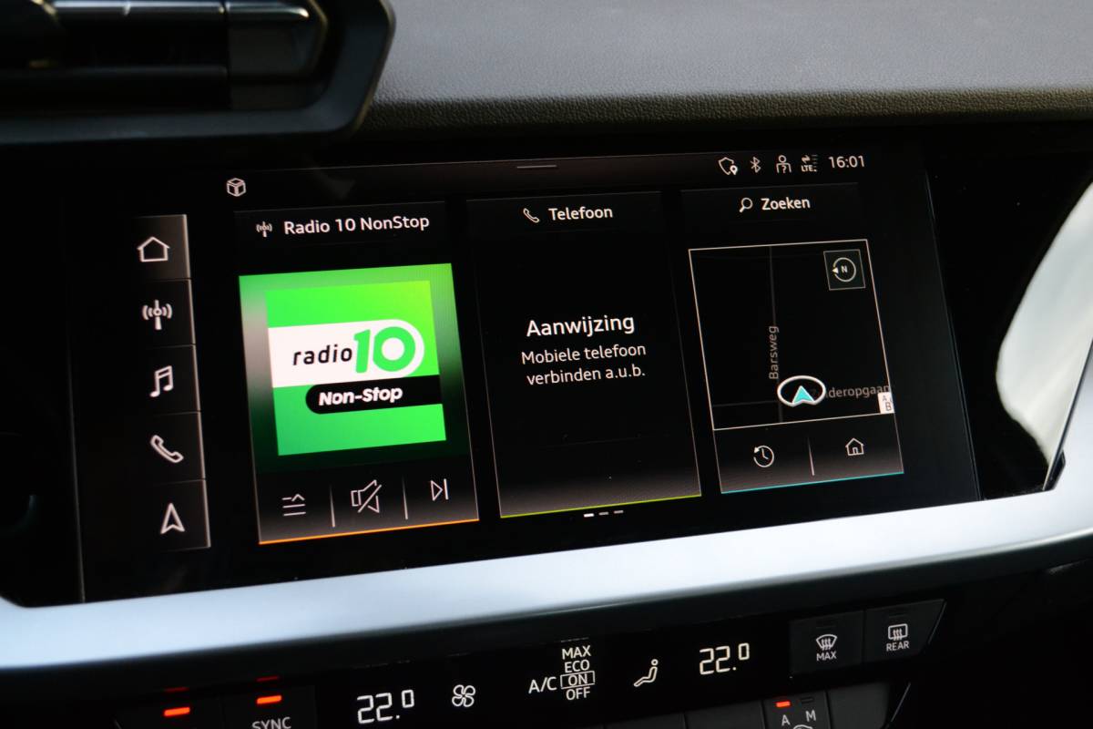 Audi A3 Audi A3 Limousine 30 TFSI S-Tronic Advanced Sport edition | Trekhaak | Virtual | LED | Carplay/Android Auto | Cruise