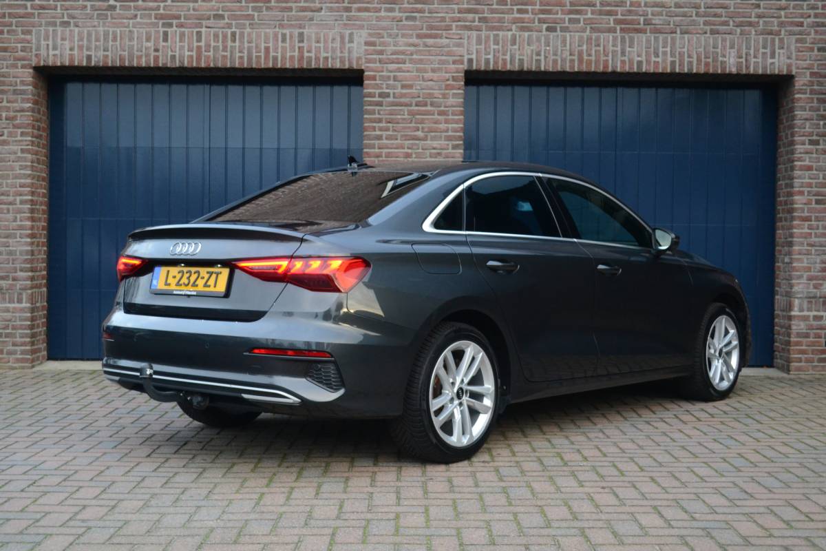 Audi A3 Audi A3 Limousine 30 TFSI S-Tronic Advanced Sport edition | Trekhaak | Virtual | LED | Carplay/Android Auto | Cruise