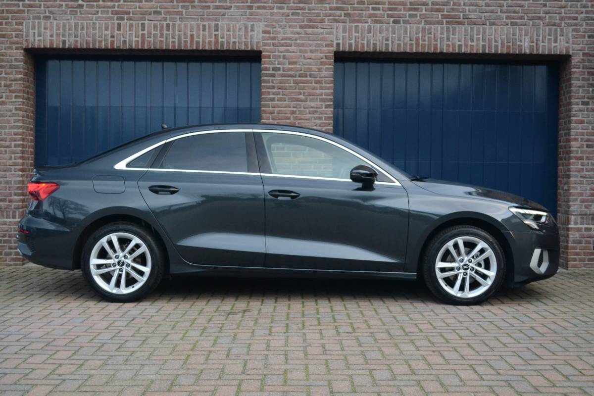 Audi A3 Audi A3 Limousine 30 TFSI S-Tronic Advanced Sport edition | Trekhaak | Virtual | LED | Carplay/Android Auto | Cruise
