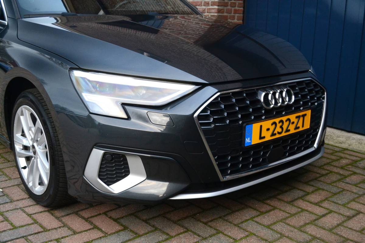 Audi A3 Audi A3 Limousine 30 TFSI S-Tronic Advanced Sport edition | Trekhaak | Virtual | LED | Carplay/Android Auto | Cruise