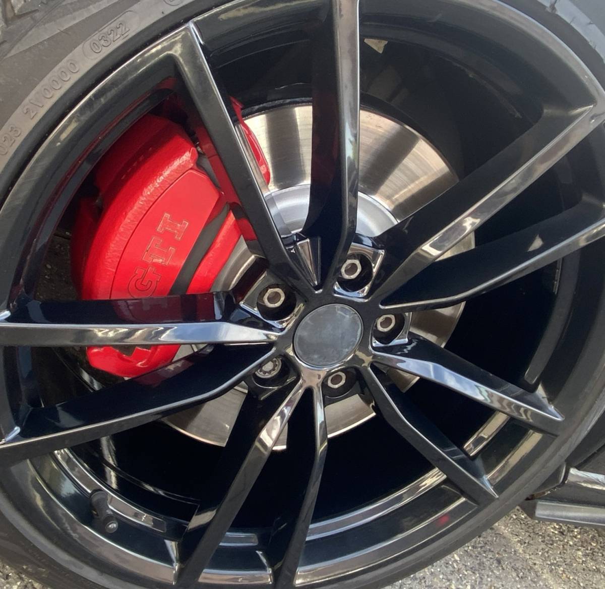Volkswagen Golf Volkswagen Golf 2.0 TSI GTI Perf./ Pano/ Virtual CP/ Dynamic lights/ Dynaudio/ Keyless/