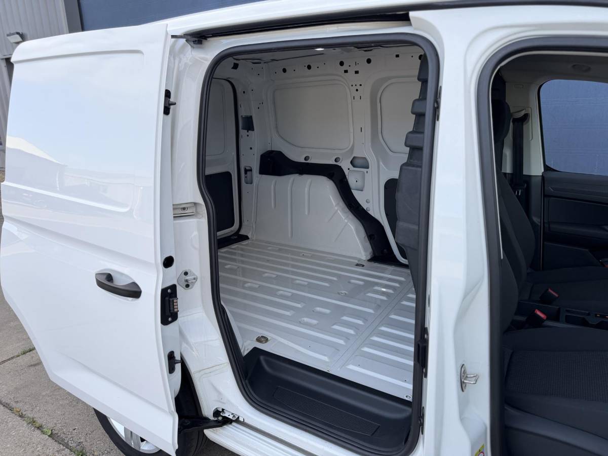 Volkswagen Caddy Volkswagen Caddy Cargo 2.0 TDI Trend AIRCO / CRUISE CONTROLE / N.A.P / TREKHAAK / EURO 6