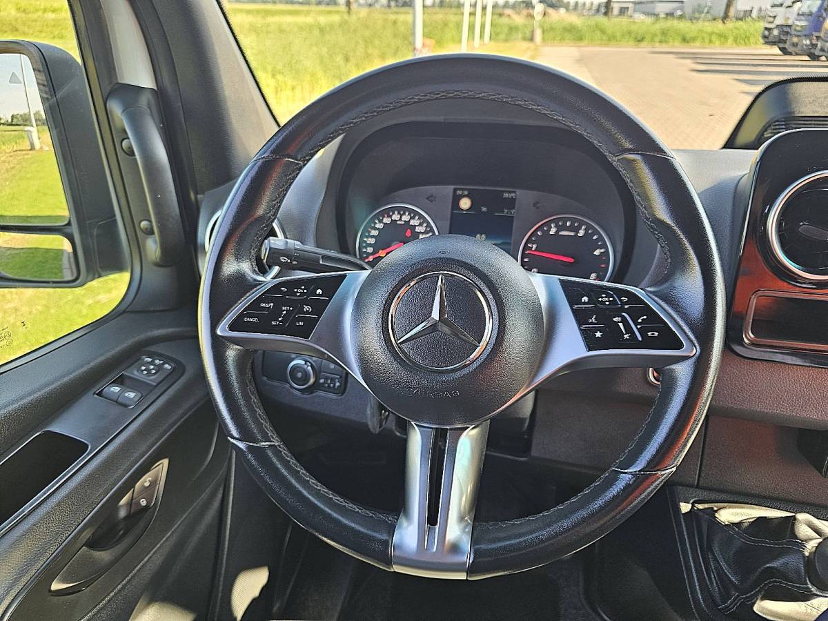 Mercedes-Benz Sprinter MERCEDES-BENZ SPRINTER 311 l2h2 mbux10 rdw