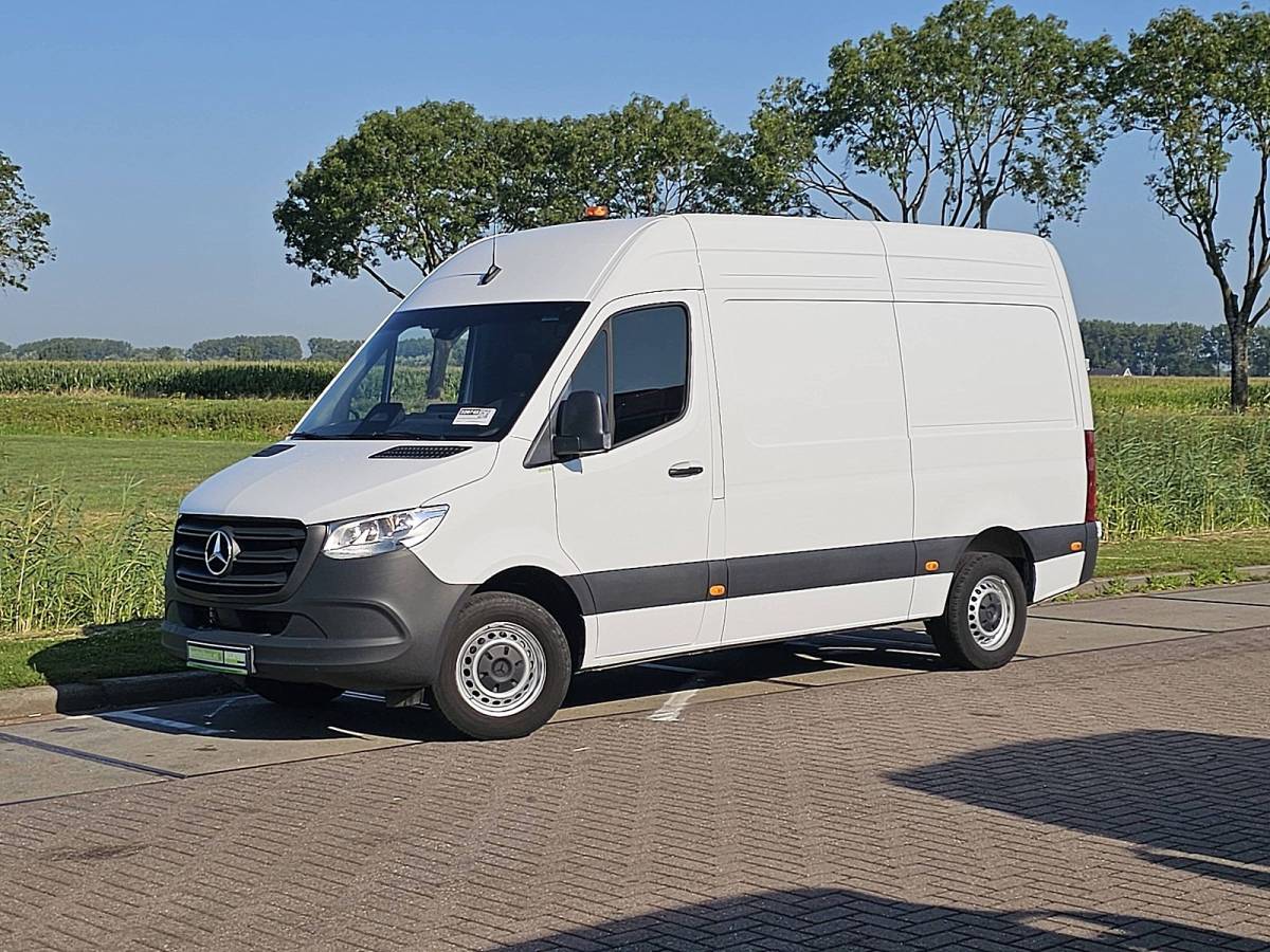 Mercedes-Benz Sprinter MERCEDES-BENZ SPRINTER 311 l2h2 mbux10 rdw