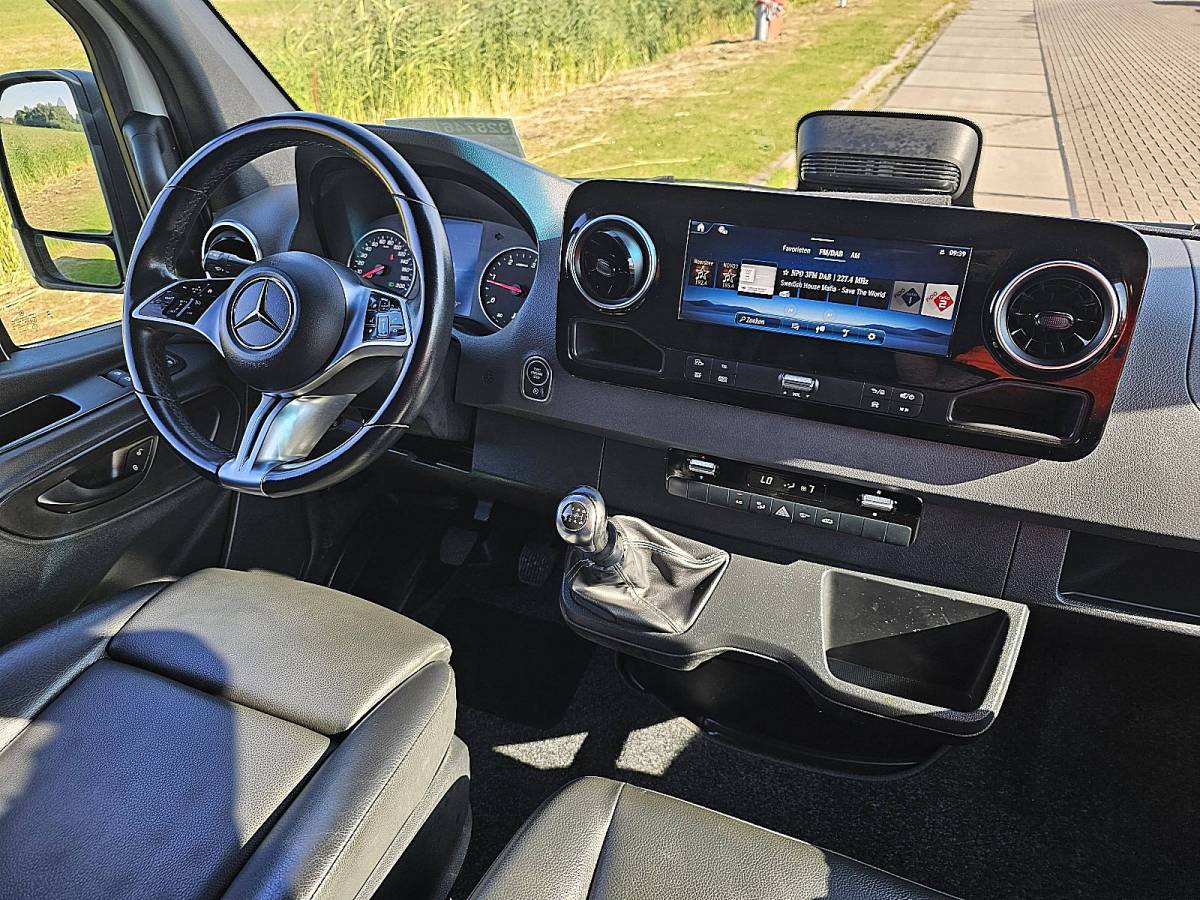 Mercedes-Benz Sprinter MERCEDES-BENZ SPRINTER 311 l2h2 mbux10 rdw