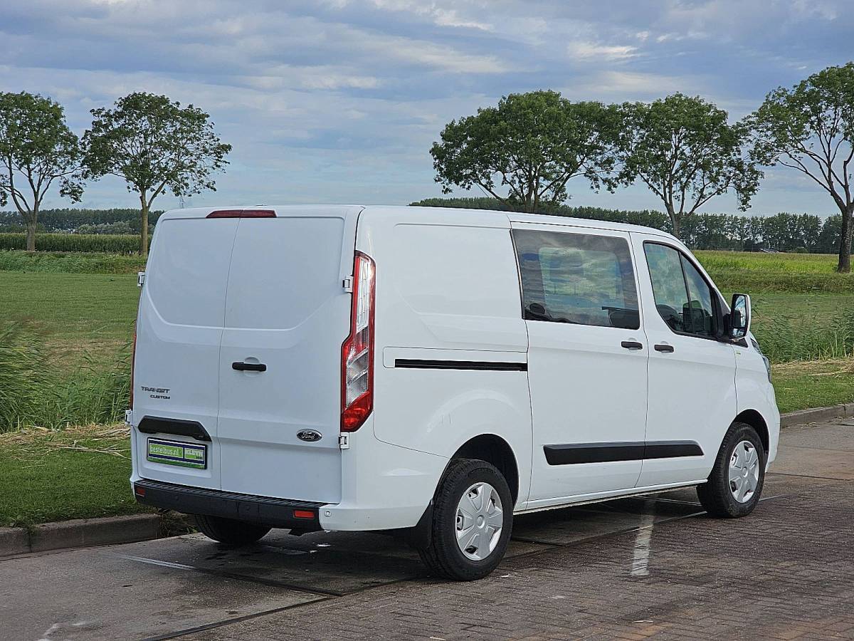 Ford Transit Custom FORD TRANSIT CUSTOM 2.0 l1h1 dubbele cabine!