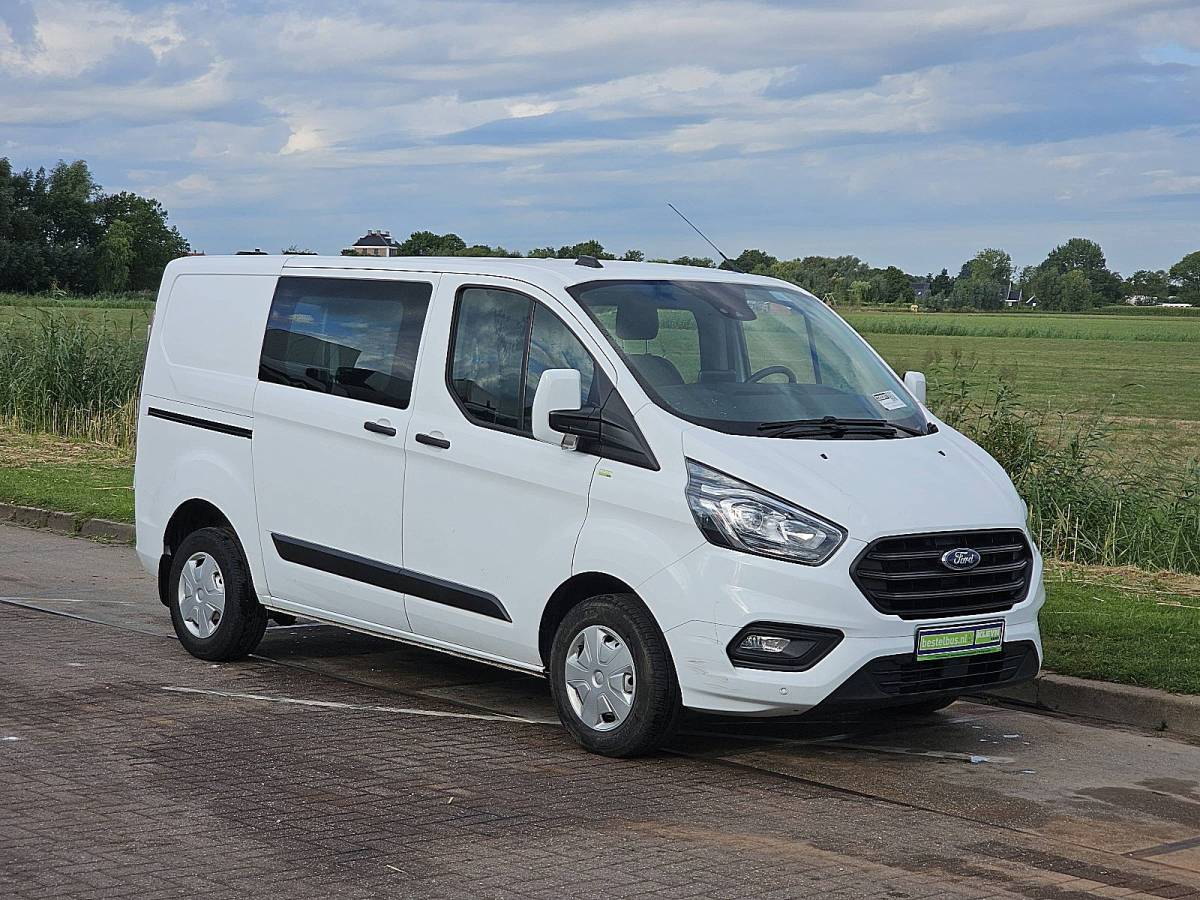 Ford Transit Custom FORD TRANSIT CUSTOM 2.0 l1h1 dubbele cabine!