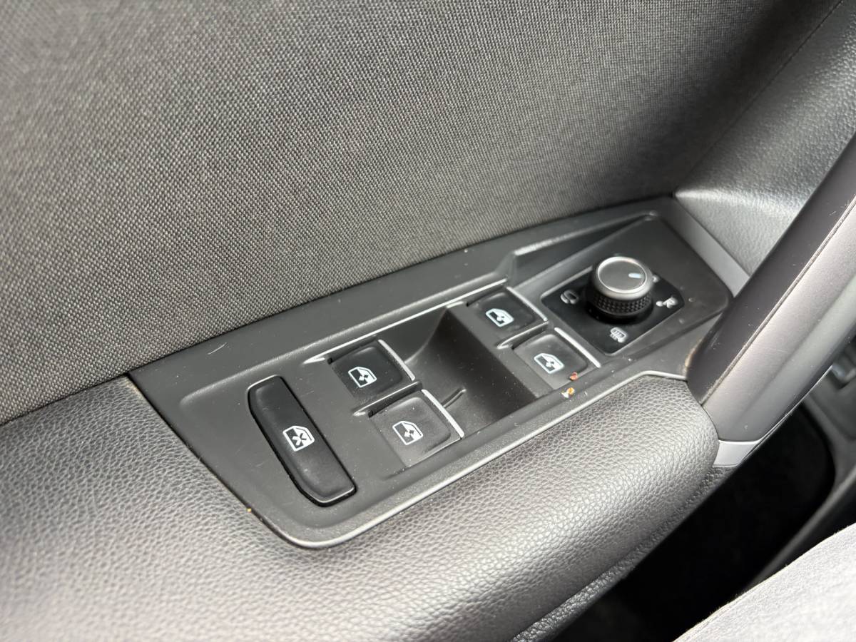 Volkswagen Tiguan Allspace Volkswagen Tiguan All Space BJR 2019   2.0 TDI 150 PK 4-MOTION Grijs Kenteken! AUTOMAAT | TREKHAAK |  STOELVERWARMING | ADAPTIVE CRUISE | CLIMA | CARPLAY