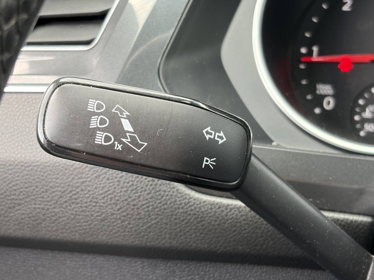 Volkswagen Tiguan Allspace Volkswagen Tiguan All Space BJR 2019   2.0 TDI 150 PK 4-MOTION Grijs Kenteken! AUTOMAAT | TREKHAAK |  STOELVERWARMING | ADAPTIVE CRUISE | CLIMA | CARPLAY