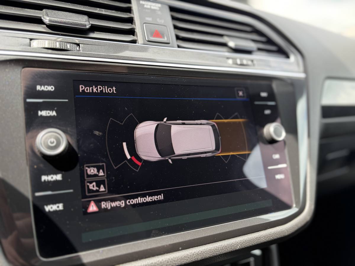 Volkswagen Tiguan Allspace Volkswagen Tiguan All Space BJR 2019   2.0 TDI 150 PK 4-MOTION Grijs Kenteken! AUTOMAAT | TREKHAAK |  STOELVERWARMING | ADAPTIVE CRUISE | CLIMA | CARPLAY