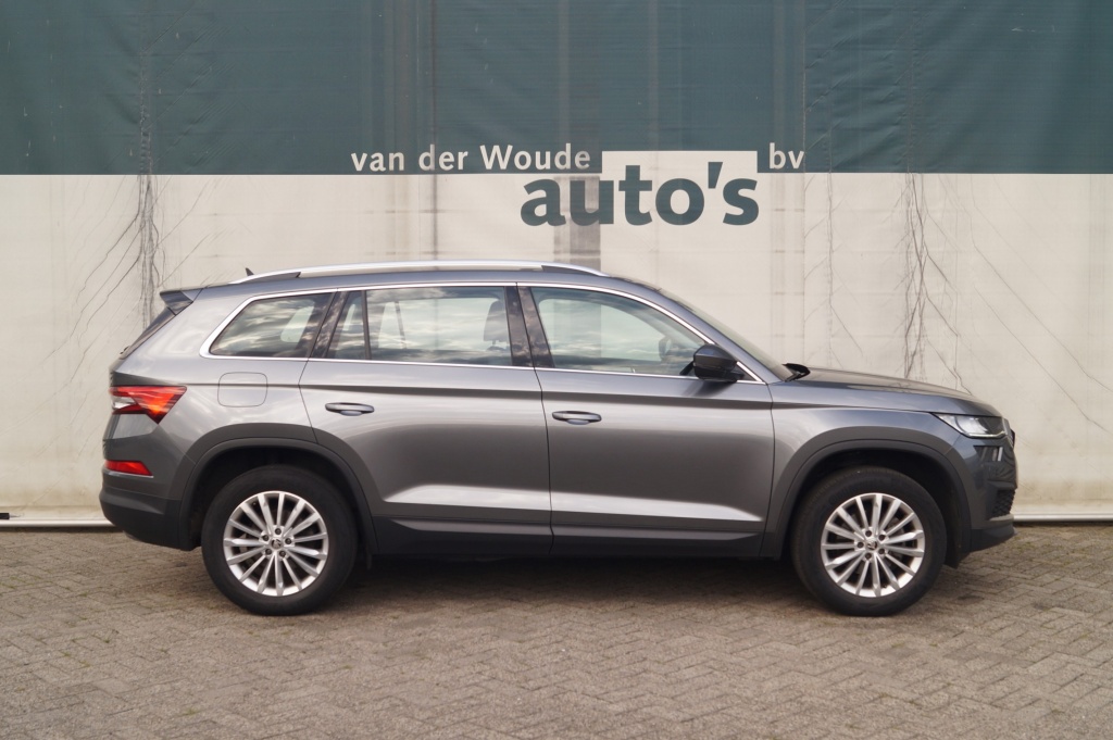 Škoda Kodiaq Skoda Kodiaq 1.5 TSI 150pk DSG Business Edition 7-persoons -NAVI-ECC-PDC-