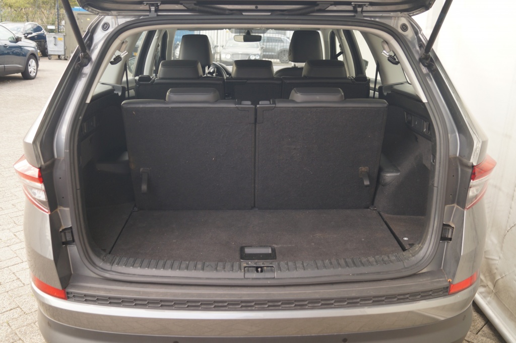 Škoda Kodiaq Skoda Kodiaq 1.5 TSI 150pk DSG Business Edition 7-persoons -NAVI-ECC-PDC-