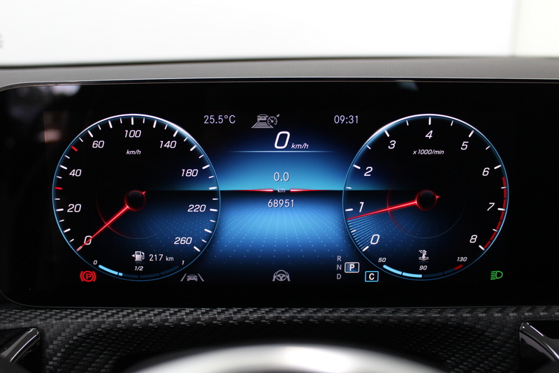 Mercedes-Benz CLA Mercedes-Benz CLA-klasse Shooting Brake 200 Business Line 164PK, RIJKLAAR | METALLIC LAK | TREKHAAK | CAMERA | LED | ELEC-ACHTERKLEP