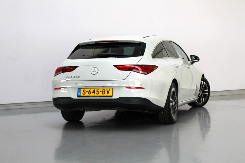 Mercedes-Benz CLA Mercedes-Benz CLA-klasse Shooting Brake 200 Business Line 164PK, RIJKLAAR | METALLIC LAK | TREKHAAK | CAMERA | LED | ELEC-ACHTERKLEP