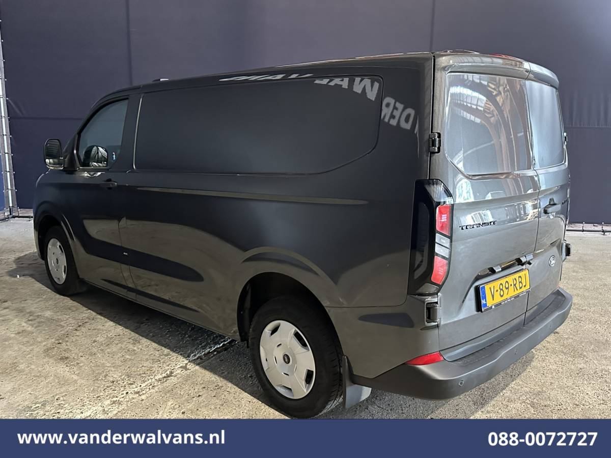 Ford Transit Custom Ford Transit Custom 2.0 TDCI 136pk L1H1 Euro6 Airco | Camera | Navigatie | LED | Apple Carplay | Adaptieve Cruisecontrol Android Auto, Verwarmde voorruit, Stoelverwarming, Parkeersensoren, Bijrijdersbank, 2590kg trekvermogen