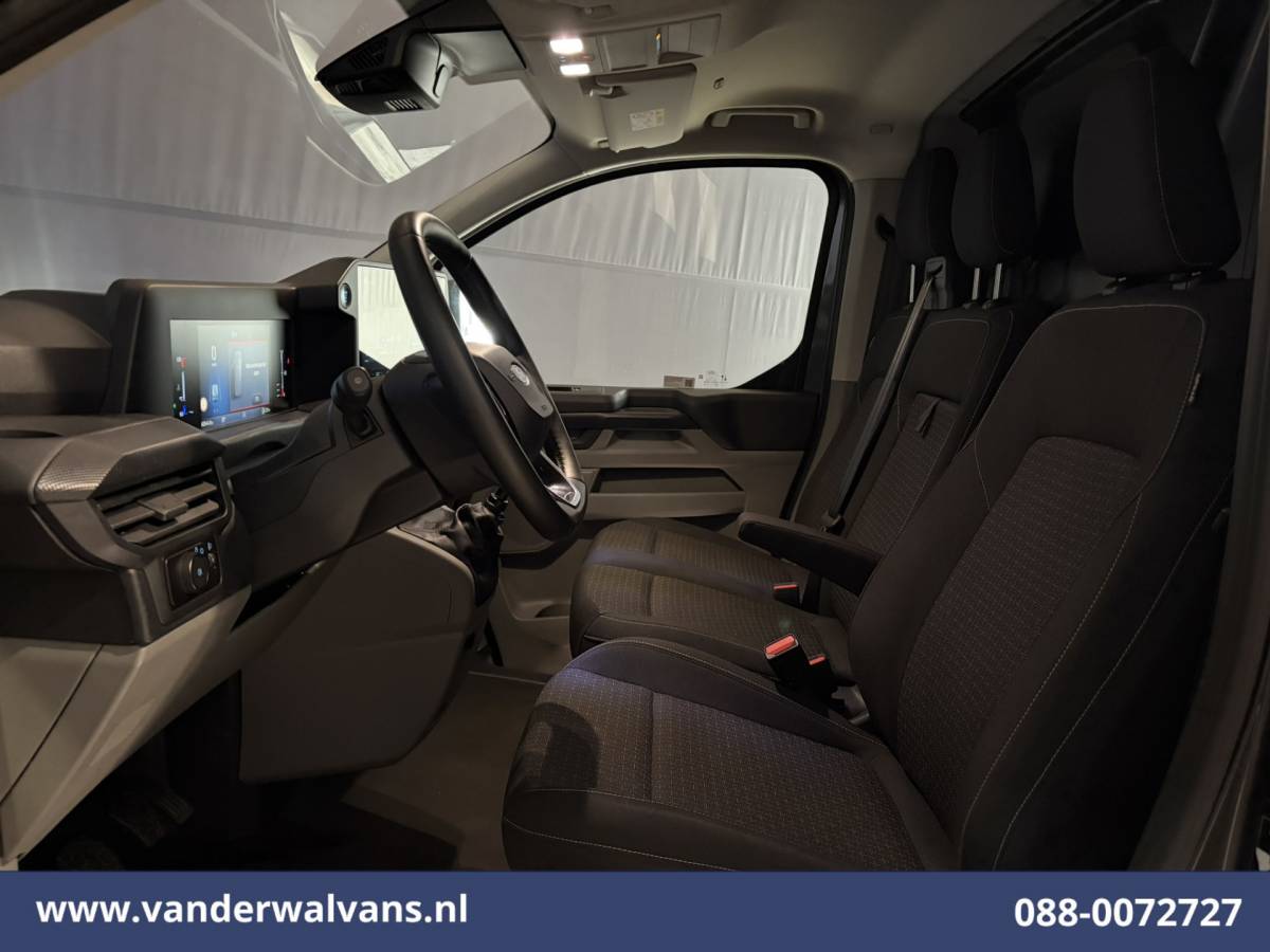 Ford Transit Custom Ford Transit Custom 2.0 TDCI 136pk L1H1 Euro6 Airco | Camera | Navigatie | LED | Apple Carplay | Adaptieve Cruisecontrol Android Auto, Verwarmde voorruit, Stoelverwarming, Parkeersensoren, Bijrijdersbank, 2590kg trekvermogen