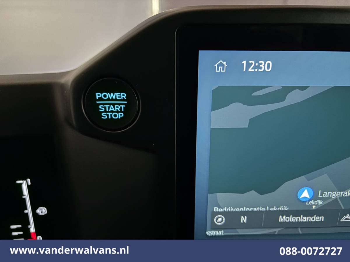 Ford Transit Custom Ford Transit Custom 2.0 TDCI 136pk L1H1 Euro6 Airco | Camera | Navigatie | LED | Apple Carplay | Adaptieve Cruisecontrol Android Auto, Verwarmde voorruit, Stoelverwarming, Parkeersensoren, Bijrijdersbank, 2590kg trekvermogen