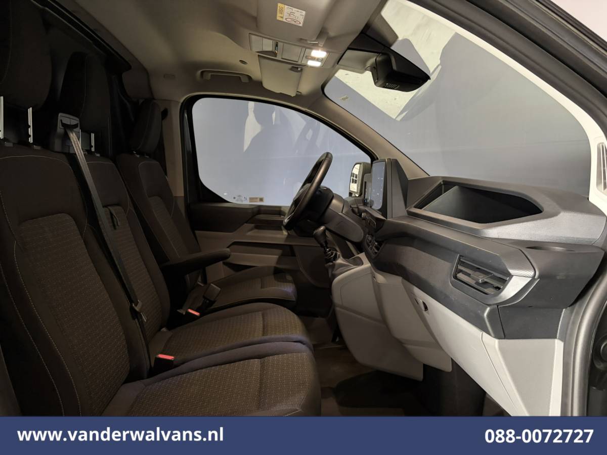 Ford Transit Custom Ford Transit Custom 2.0 TDCI 136pk L1H1 Euro6 Airco | Camera | Navigatie | LED | Apple Carplay | Adaptieve Cruisecontrol Android Auto, Verwarmde voorruit, Stoelverwarming, Parkeersensoren, Bijrijdersbank, 2590kg trekvermogen