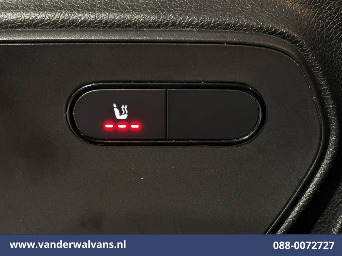 Mercedes-Benz Sprinter Mercedes-Benz Sprinter 317 CDI 170pk L2H2 Euro6 Airco | 360 graden Camera | Navigatie | Apple Carplay | Cruisecontrol Android Auto, Chauffeursstoel, Stoelverwarming, Parkeersensoren, Bijrijdersbank