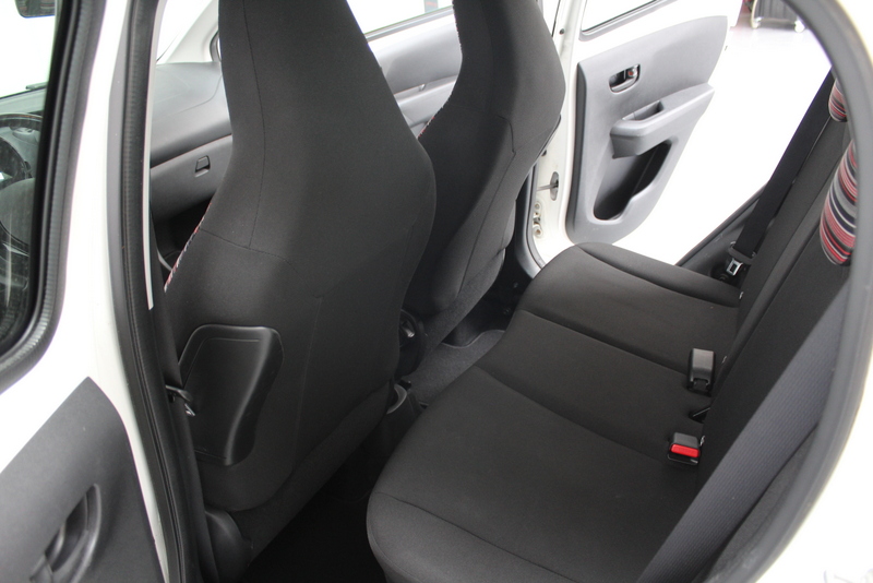Citroën C1 Citroën C1 1.0 VTi Feel 73PK, RIJKLAAR | AIRCO | CRUISE CONTROLE | BLUETOOTH | ELEC-RAMEN VOOR