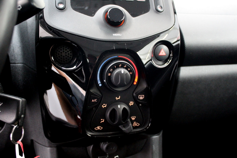 Citroën C1 Citroën C1 1.0 VTi Feel 73PK, RIJKLAAR | AIRCO | CRUISE CONTROLE | BLUETOOTH | ELEC-RAMEN VOOR