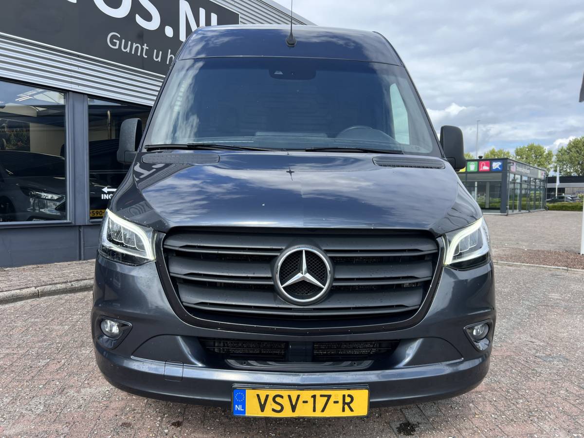 Mercedes-Benz Sprinter Mercedes-Benz Sprinter 317 CDI L2H2 / 3500 Kg Trekgewicht