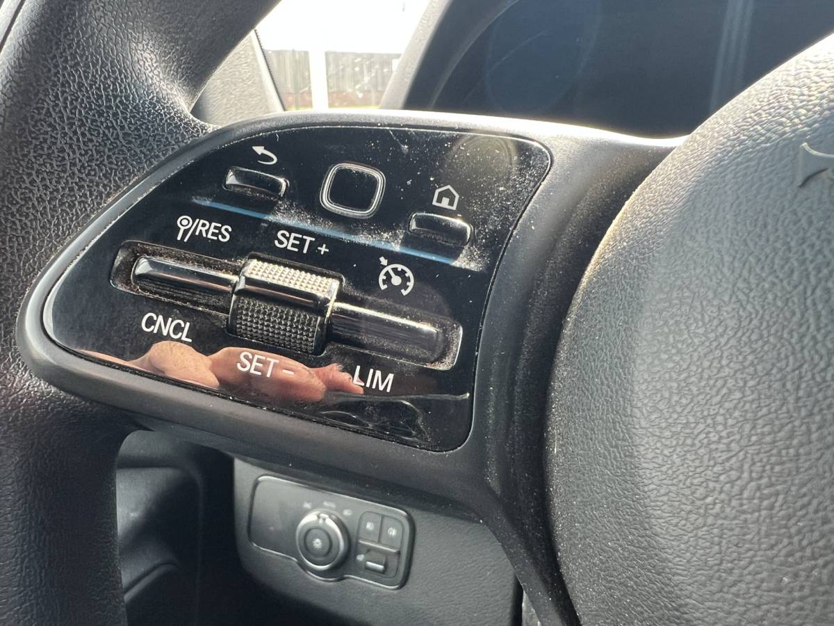Mercedes-Benz Sprinter Mercedes-Benz Sprinter 317 CDI L2H2 / 3500 Kg Trekgewicht