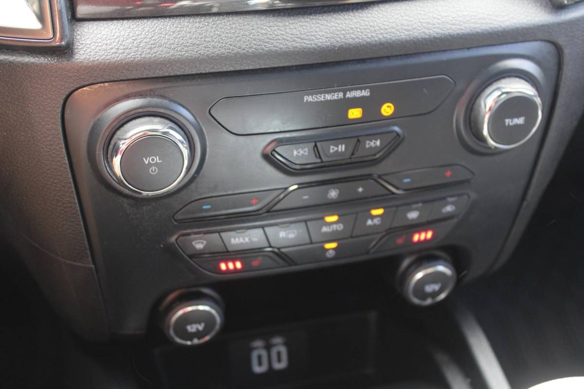 Ford Ranger Ford Ranger 2.0 EcoBlue Wildtrak Supercab | Rollertop | Trekhaak | Volledig Lederen Interieur | BELLEN VOOR BEZICHTIGING