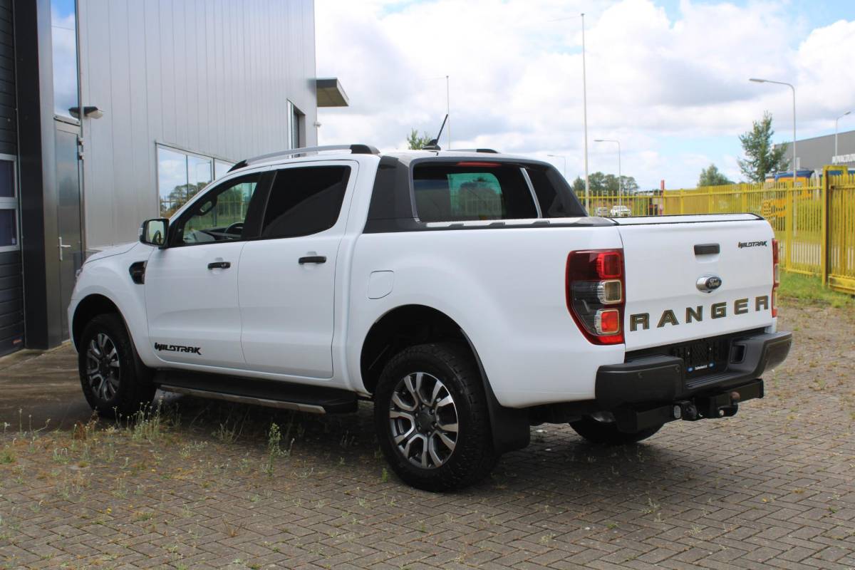 Ford Ranger Ford Ranger 2.0 EcoBlue Wildtrak Supercab | Rollertop | Trekhaak | Volledig Lederen Interieur | BELLEN VOOR BEZICHTIGING