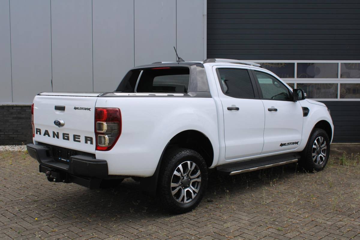 Ford Ranger Ford Ranger 2.0 EcoBlue Wildtrak Supercab | Rollertop | Trekhaak | Volledig Lederen Interieur | BELLEN VOOR BEZICHTIGING