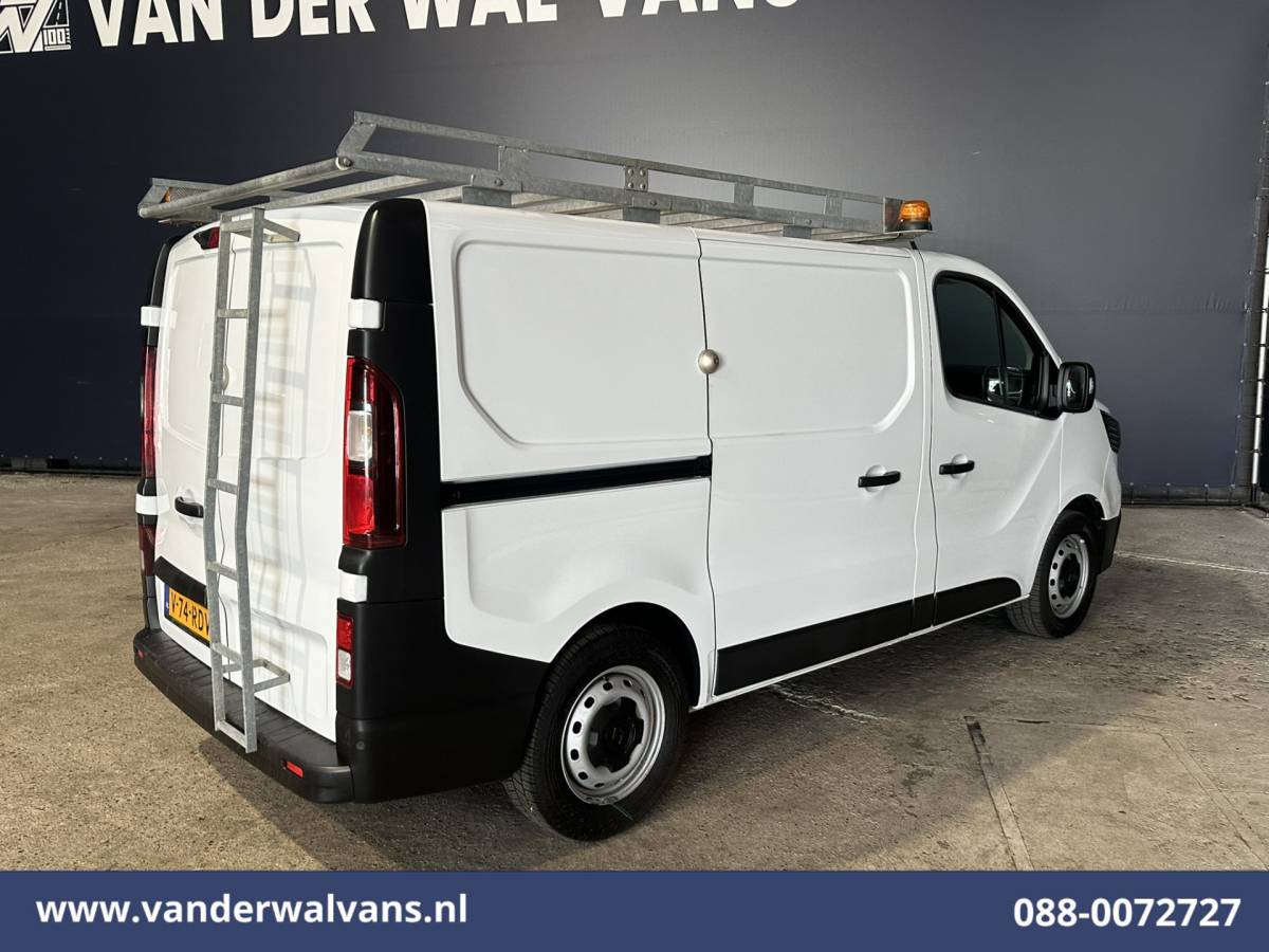 Renault Trafic Renault Trafic 2.0 Blue dCi 131pk L1H1 Euro6 Airco | Imperiaal | Navigatie | Camera | LED | Cruisecontrol Android Auto, Parkeersensoren, Bijrijdersbank