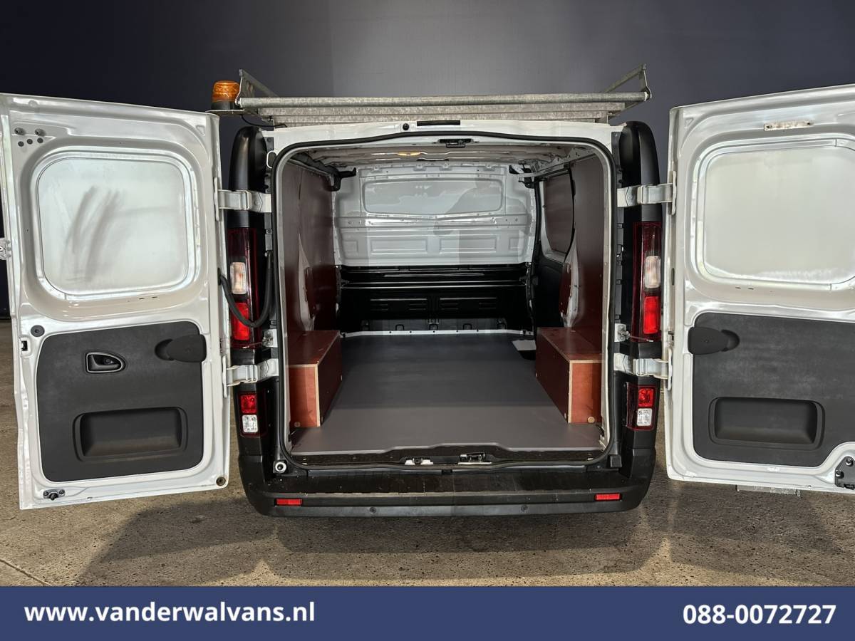 Renault Trafic Renault Trafic 2.0 Blue dCi 131pk L1H1 Euro6 Airco | Imperiaal | Navigatie | Camera | LED | Cruisecontrol Android Auto, Parkeersensoren, Bijrijdersbank