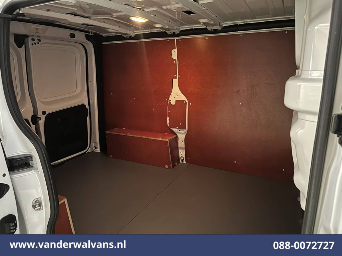 Renault Trafic Renault Trafic 2.0 Blue dCi 131pk L1H1 Euro6 Airco | Imperiaal | Navigatie | Camera | LED | Cruisecontrol Android Auto, Parkeersensoren, Bijrijdersbank