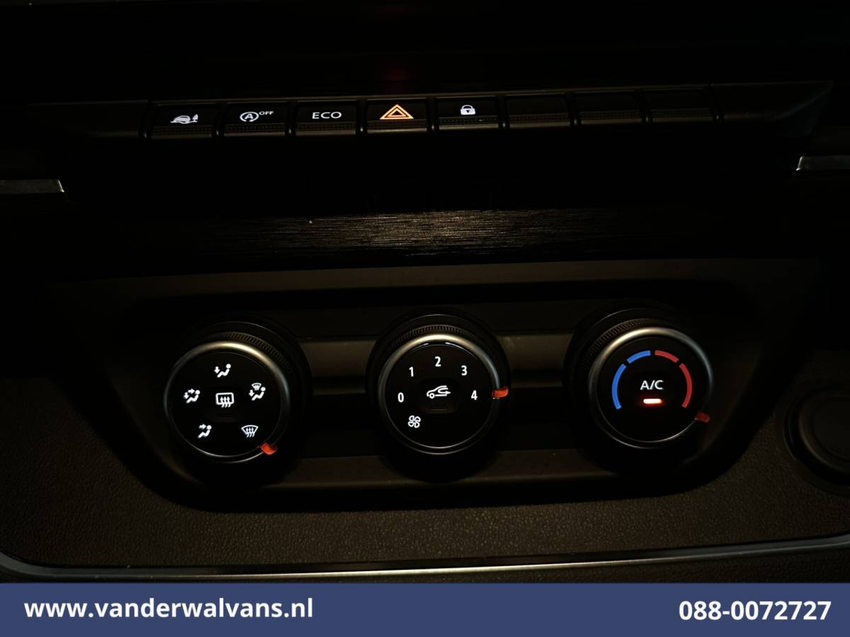 Renault Trafic Renault Trafic 2.0 Blue dCi 131pk L1H1 Euro6 Airco | Imperiaal | Navigatie | Camera | LED | Cruisecontrol Android Auto, Parkeersensoren, Bijrijdersbank