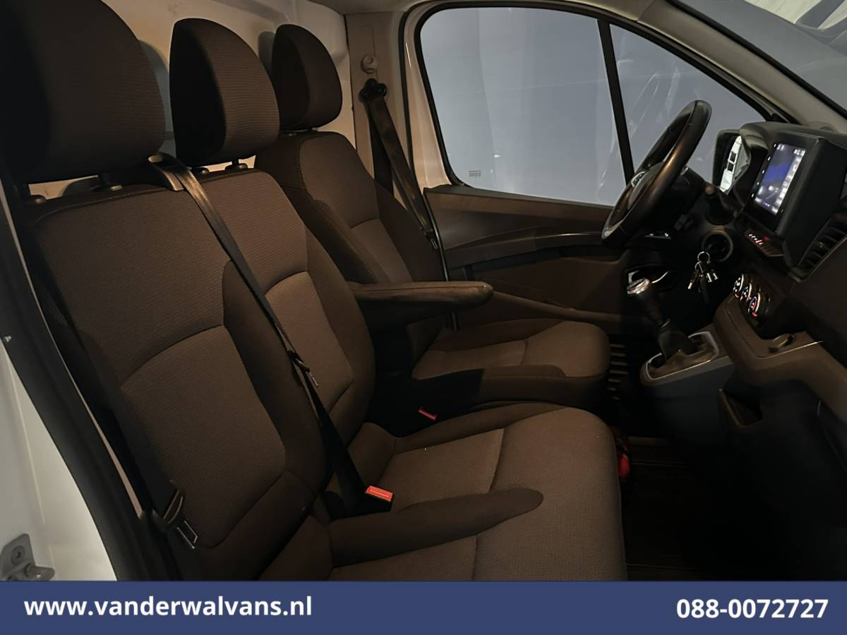 Renault Trafic Renault Trafic 2.0 Blue dCi 131pk L1H1 Euro6 Airco | Imperiaal | Navigatie | Camera | LED | Cruisecontrol Android Auto, Parkeersensoren, Bijrijdersbank