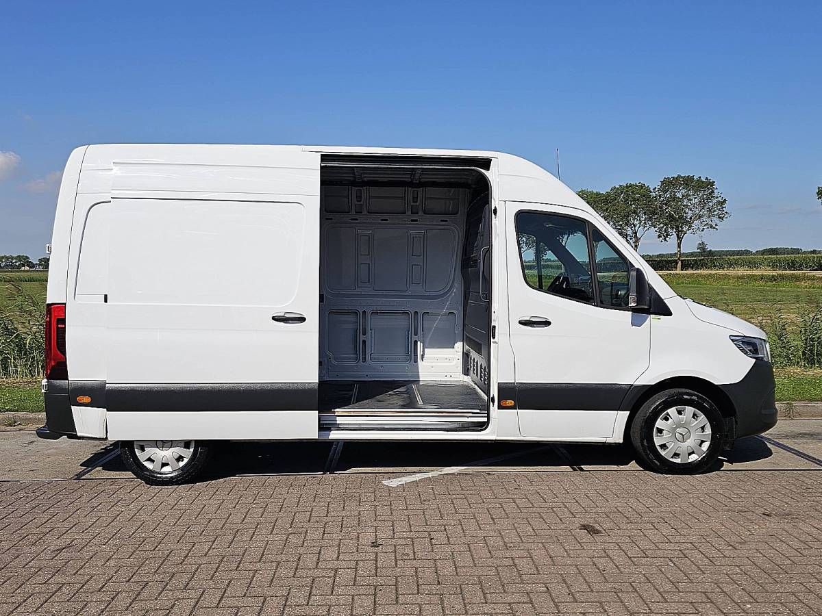 Mercedes-Benz Sprinter MERCEDES-BENZ SPRINTER 315 l2h2 led mbux10 ac!